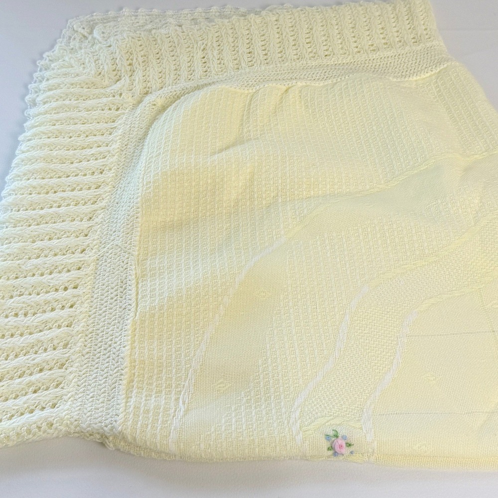Vintage Marshall‎ Field & Company Baby Blanket Yellow Floral Embroidery 37x37
